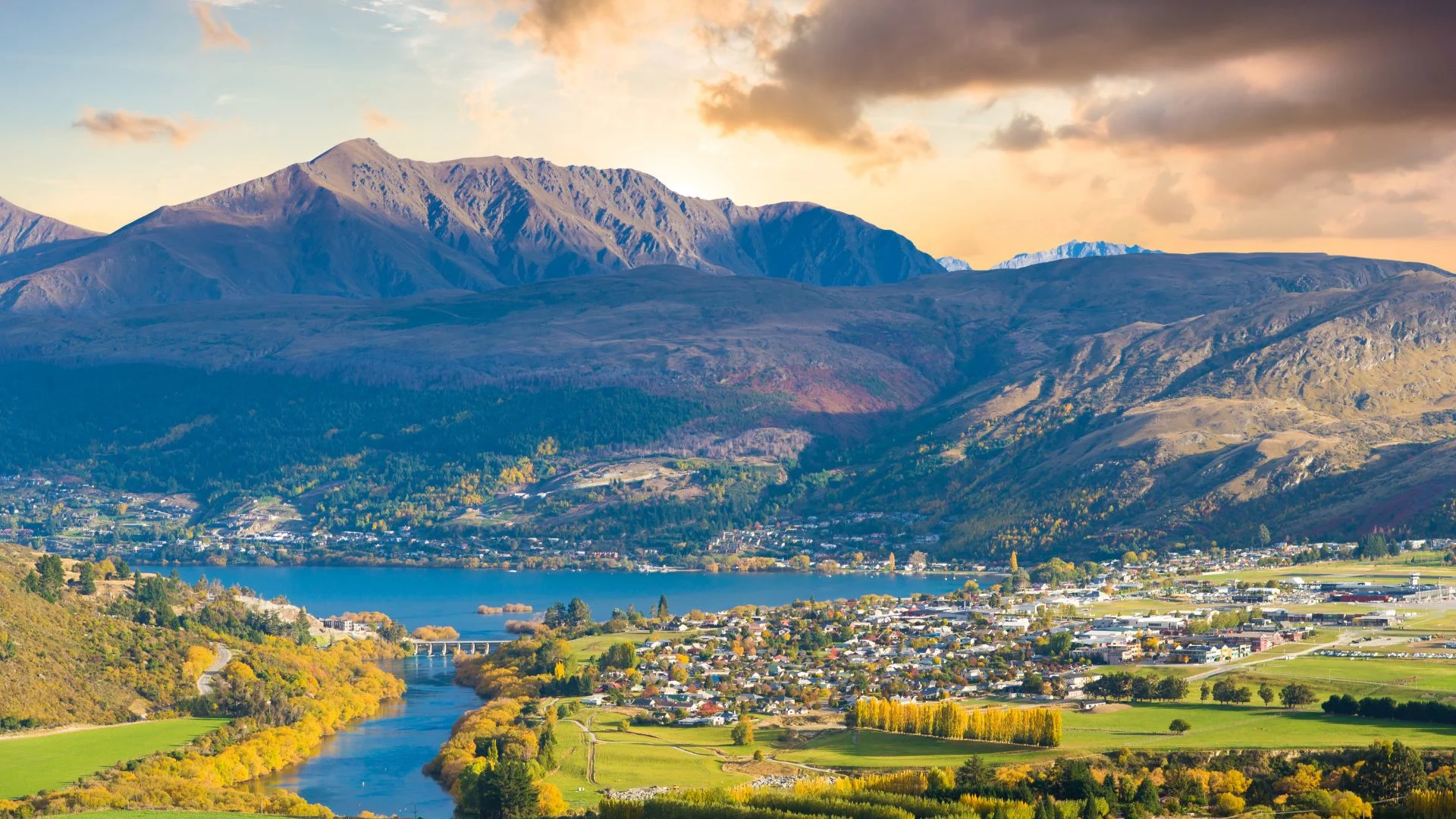 Let’s visit Queenstown – the Adrenaline Capital of the World 1 Let’s visit Queenstown – the Adrenaline Capital of the World